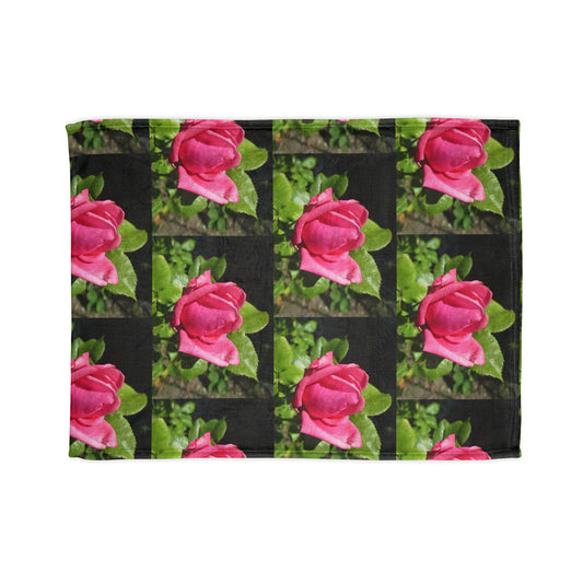 Cozy Floral Blanket | Soft Polyester Throw